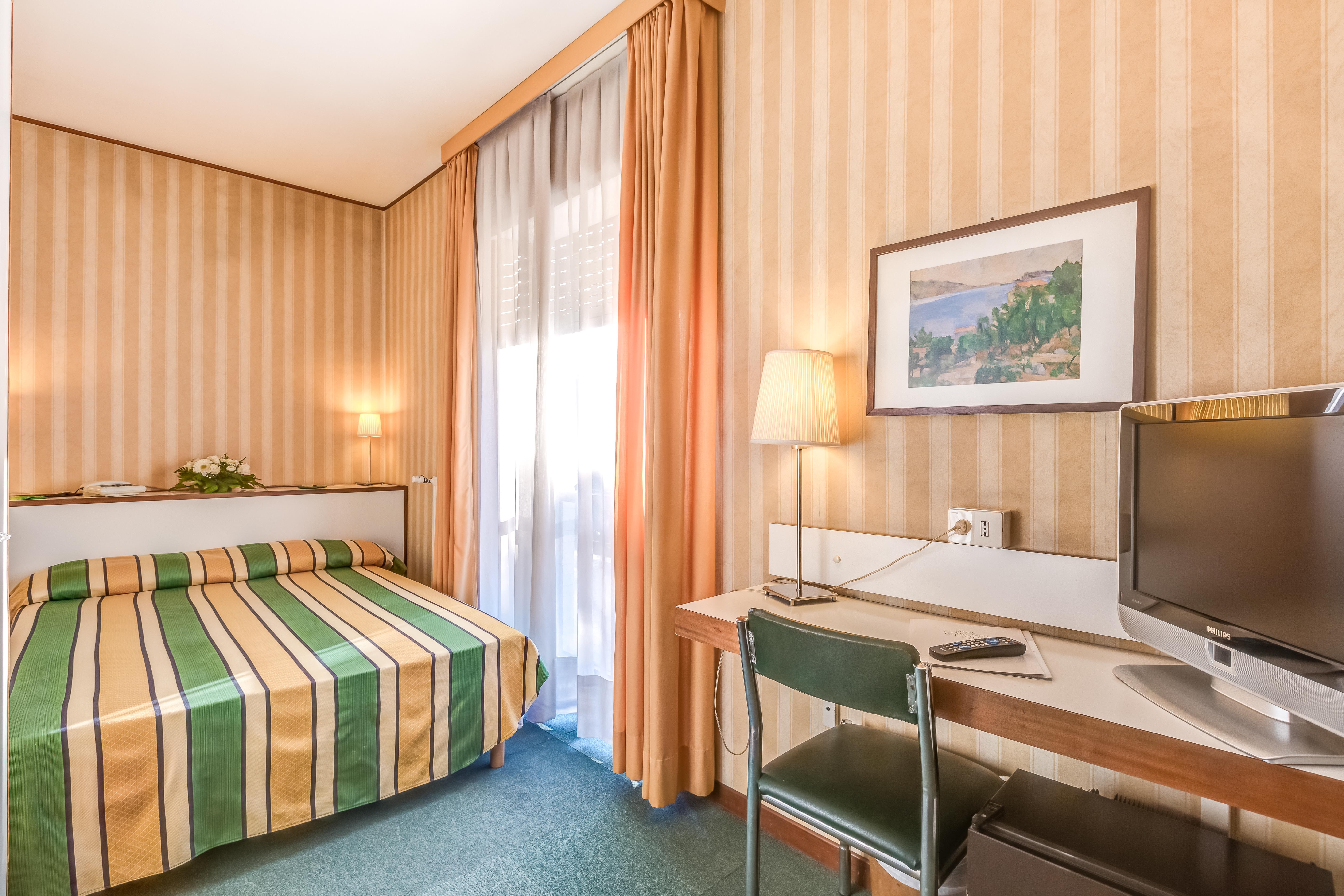Hotel Giardino D'Europa Рим Екстер'єр фото